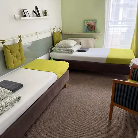 Kolorowa Guest Quarto em Acomodações Particulares Varsóvia