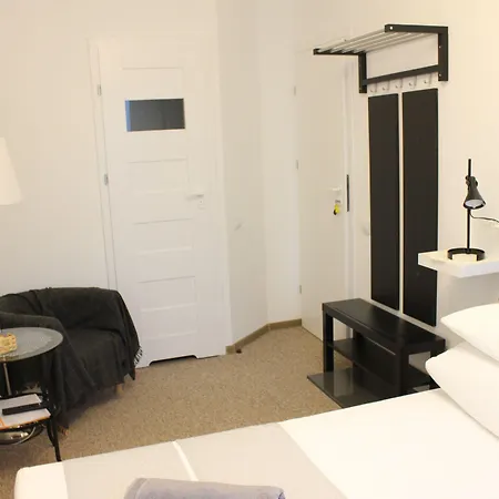 Kolorowa Guest Quarto em Acomodações Particulares Varsóvia