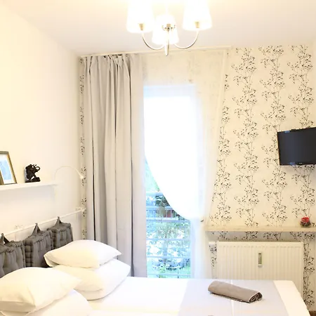 Kolorowa Guest Quarto em Acomodações Particulares Varsóvia