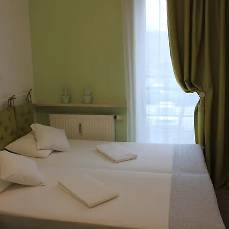 Quarto em Acomodações Particulares Kolorowa Guest Varsóvia