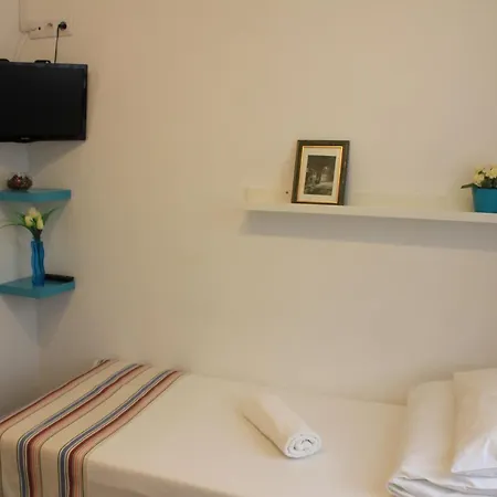 Quarto em Acomodações Particulares Kolorowa Guest Varsóvia