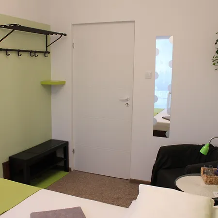 Kolorowa Guest Warszawa