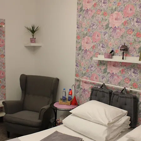 Homestay Kolorowa Guest *