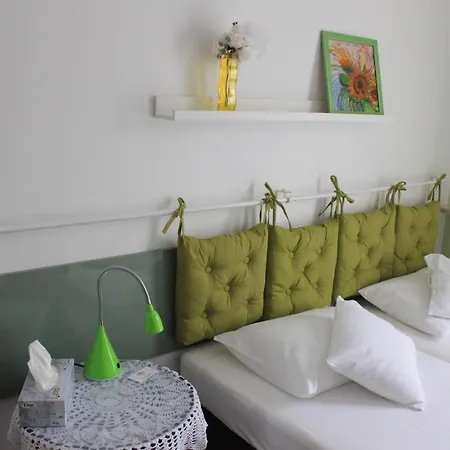 Kolorowa Guest * Warszawa