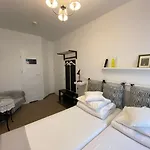 Kolorowa Guest